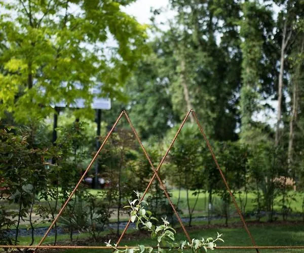 Domaine De Pan Lodge *