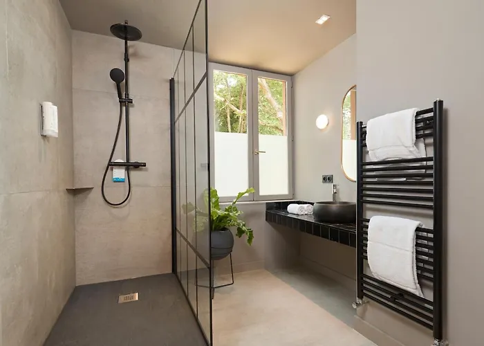 Domaine De Pan Lodge *